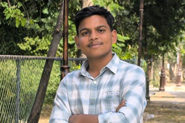 Devendra Kumar - 4th Grade Employee (Govt)